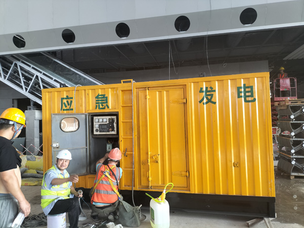 盘县怎样判断空气滤清器是否需要更换？