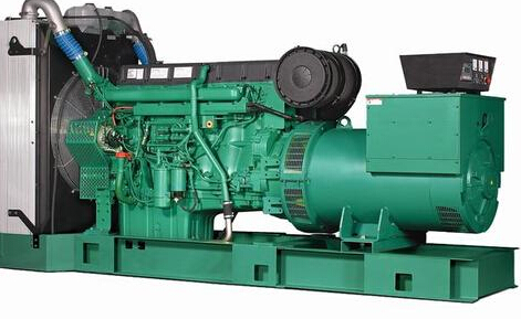 盘县发电机除垢后需要用清水冲洗水冷式机油散热器几次？