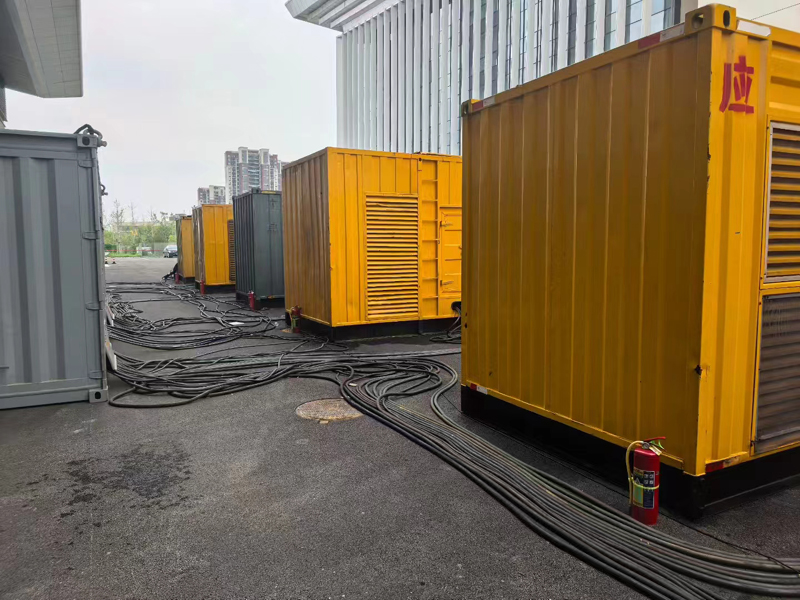 盘县柴油发电机组冬季保养有哪些注意事项?